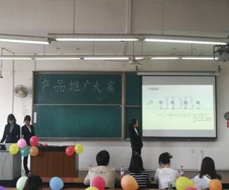 CE010FAADC7DB25D9EDB5B7D2922E576